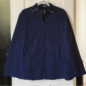 Vintage style wool look capelet